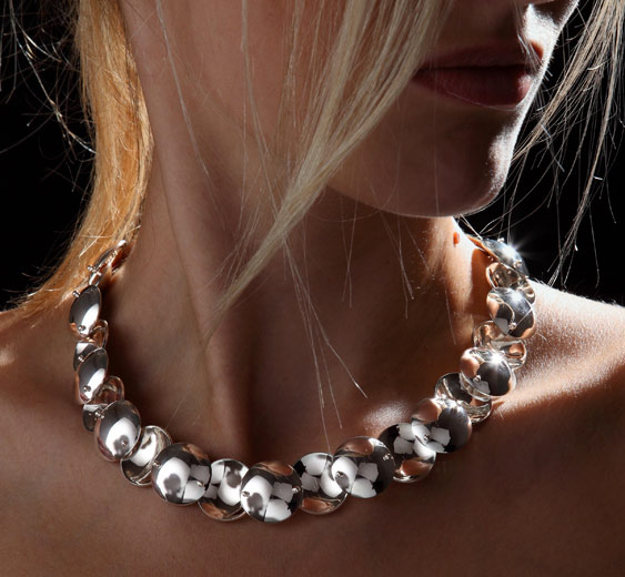 Collier Blooooo