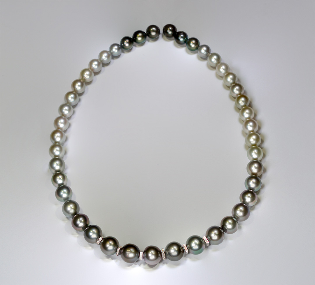 Collier Vintage Ethnique Perles Et Papillon - Couleur Argent - Modèle A13 - Occasion