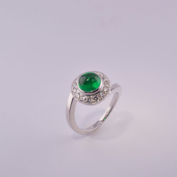 Australe Emerald Diamond and White Gold Ring