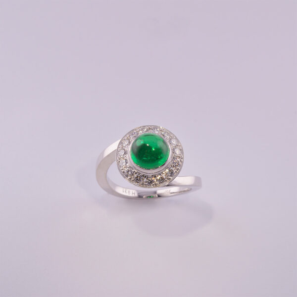 Australe Emerald Diamond and White Gold Ring