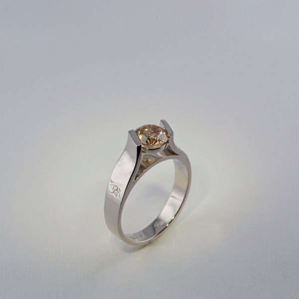 Bague Diamant Brun et Or Blanc