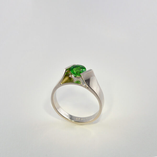 Bague Twist Grenat Tsavorite